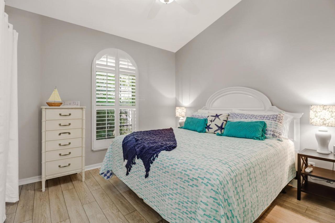 Cozy Beach House - 5 Minutes From Vanderbilt Beach North North Naples Esterno foto