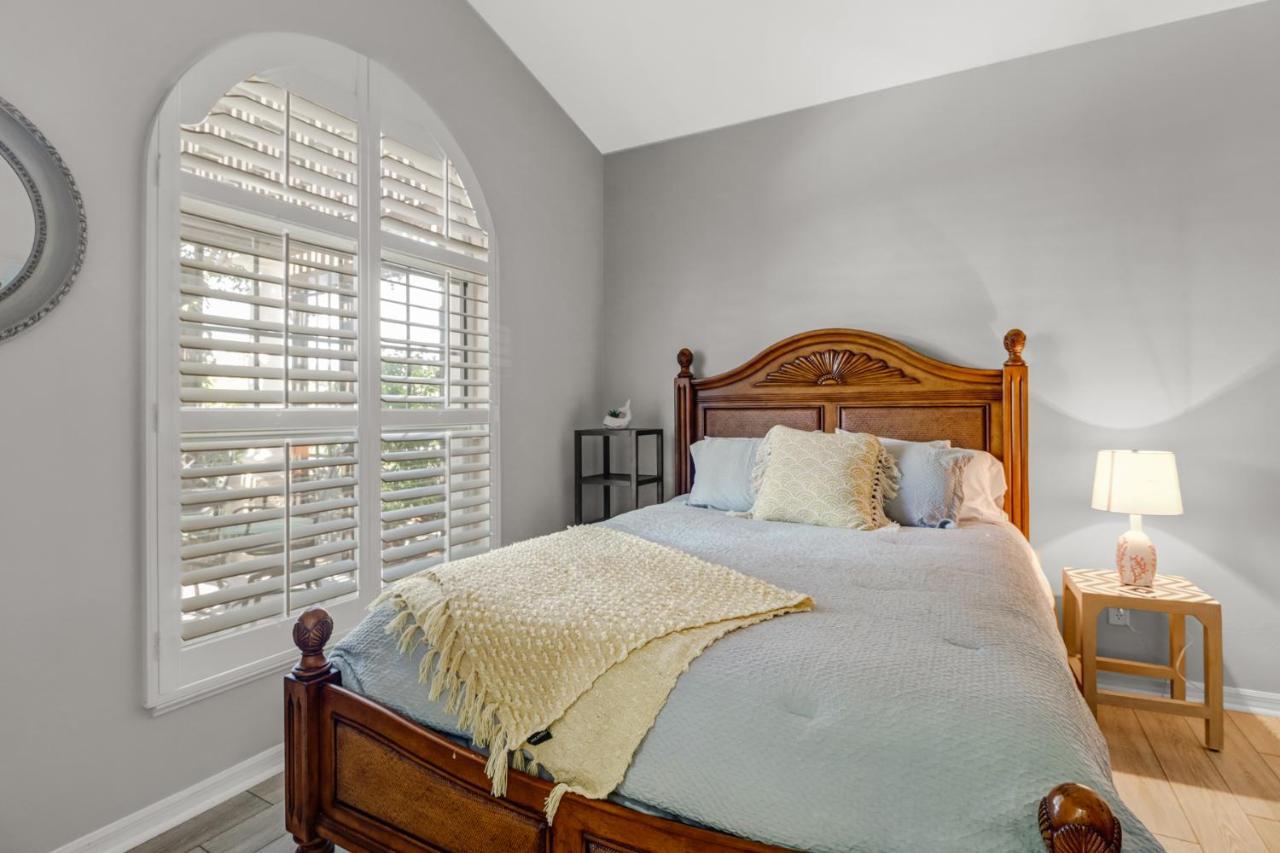 Cozy Beach House - 5 Minutes From Vanderbilt Beach North North Naples Esterno foto