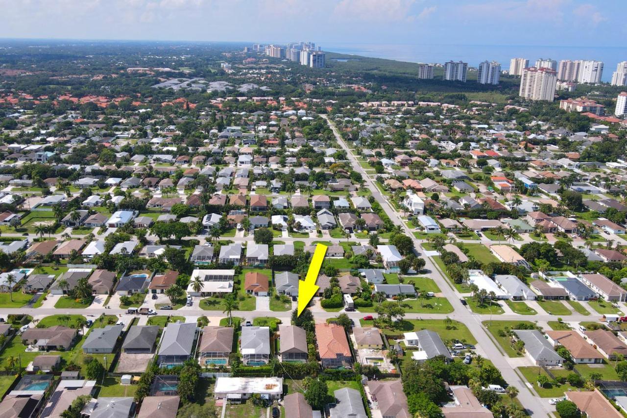 Cozy Beach House - 5 Minutes From Vanderbilt Beach North North Naples Esterno foto